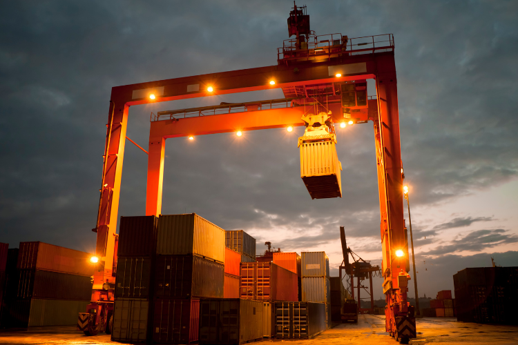 Errores comunes en el uso de puentes grúa